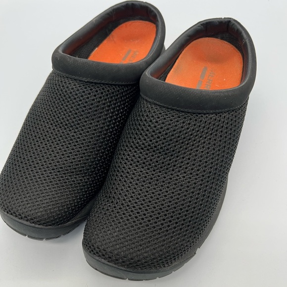 Merrell Shoes - Women’s Black Mesh Slip-On Comfort Clogs